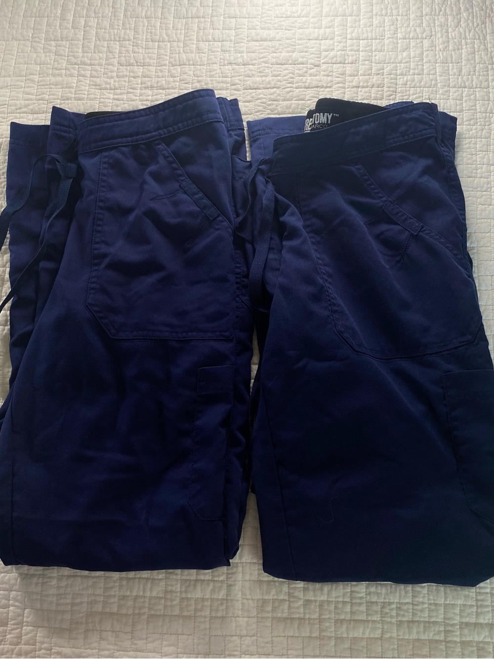 Grey's Anatomy Women's Navy Straight Leg Scrub Pants Set of 2